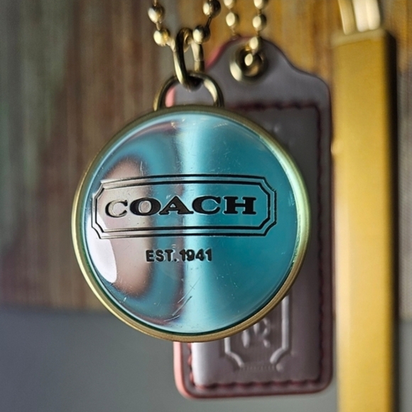 COACH & FRIENDS SATURDAY SHARE SHOW - Picture 6 of 16